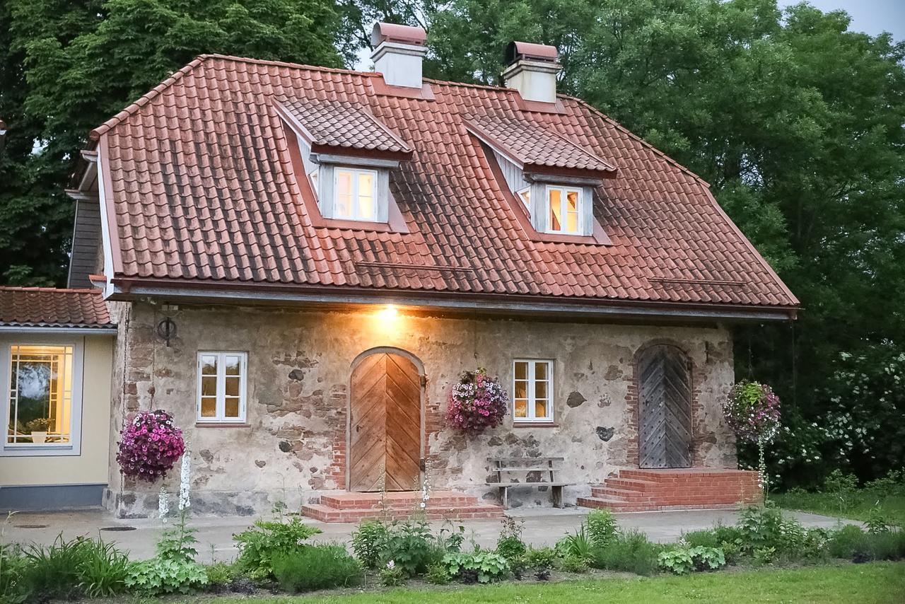 Botique & Spa Hotel Berkenes Manor Ziedkalne Экстерьер фото